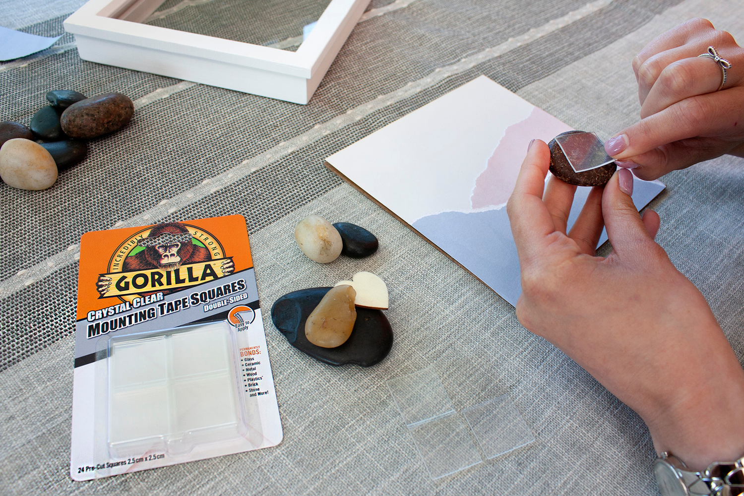 Gorilla monteringstape firkanter 24 stk. 2,5 x 2,5 cm